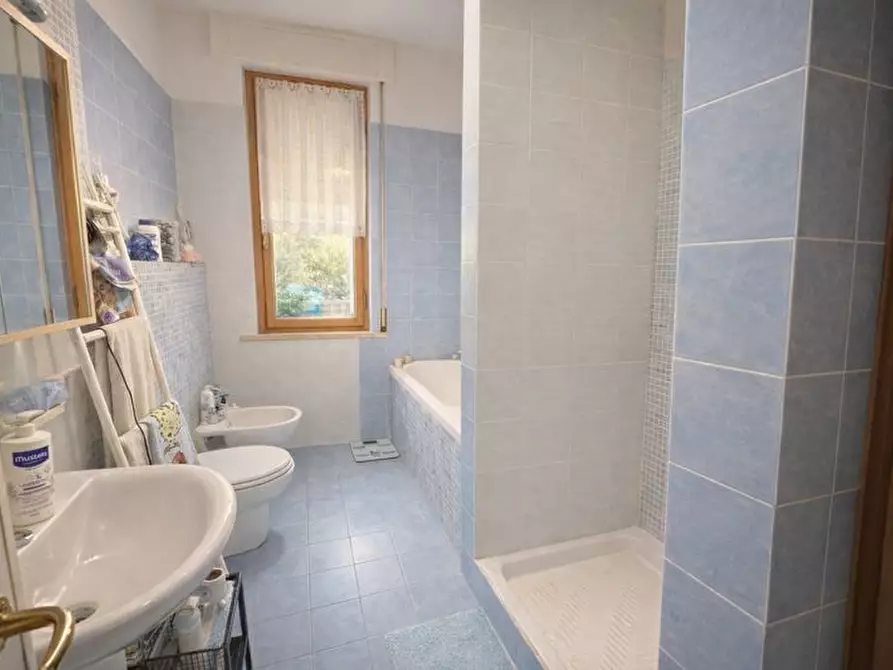 Immagine 11 di Appartamento in vendita  a Cascina