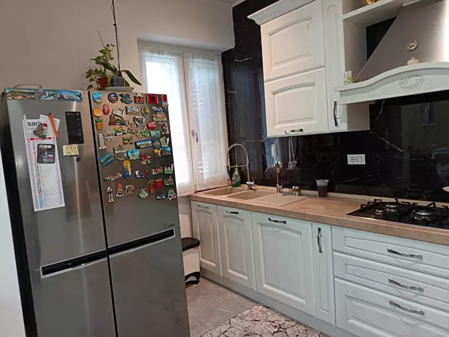 Immagine 8 di Appartamento in vendita  a Livorno