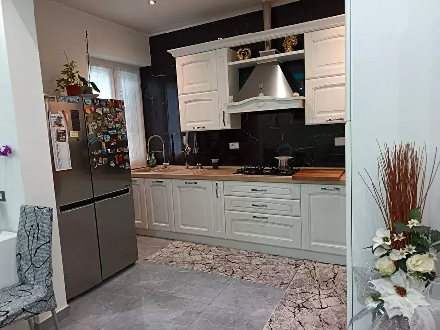 Immagine 7 di Appartamento in vendita  a Livorno