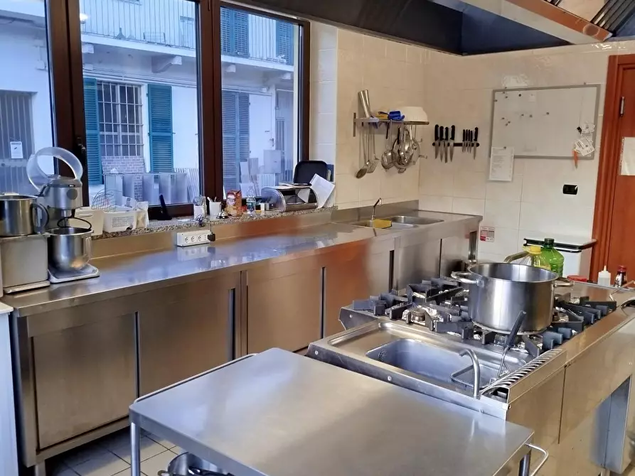Immagine 13 di Bar / Ristorante in vendita  a Orbassano