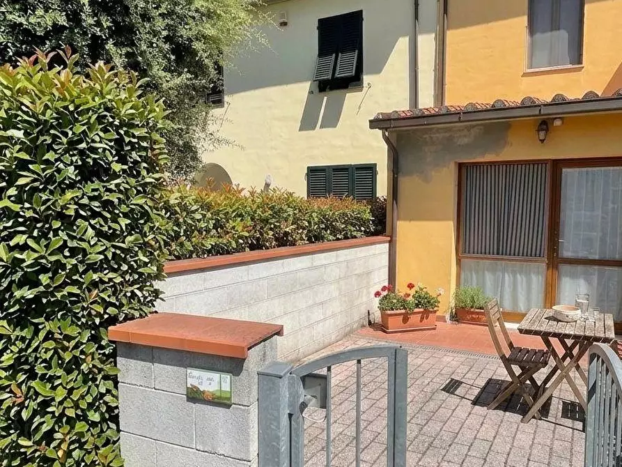 Immagine 15 di Terratetto in vendita  a Ponsacco