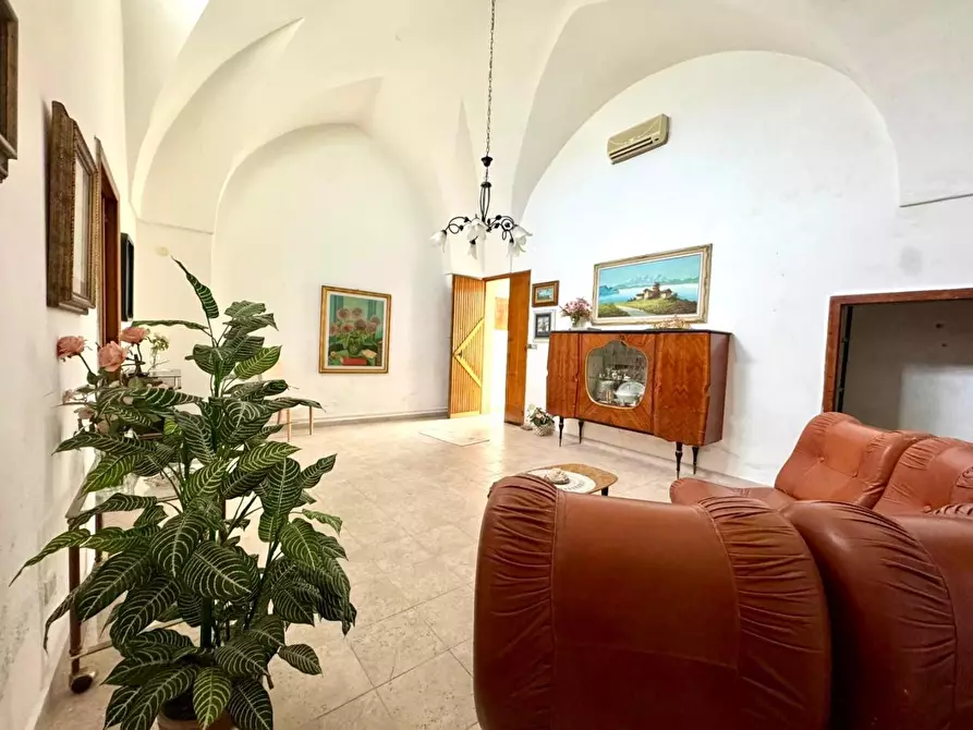 Immagine 1 di Casa indipendente in vendita  a Monteroni Di Lecce