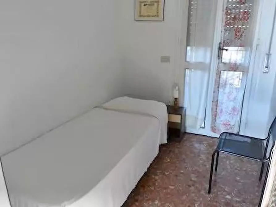 Immagine 8 di Appartamento in affitto  a Pisa