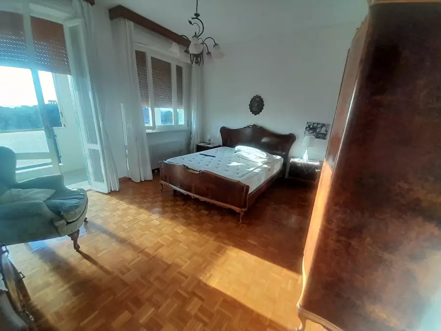 Immagine 5 di Appartamento in vendita  a Livorno