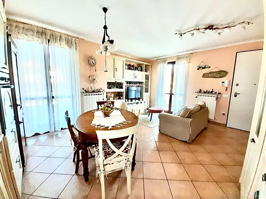 Immagine 3 di Appartamento in vendita  a Montopoli In Val D'arno