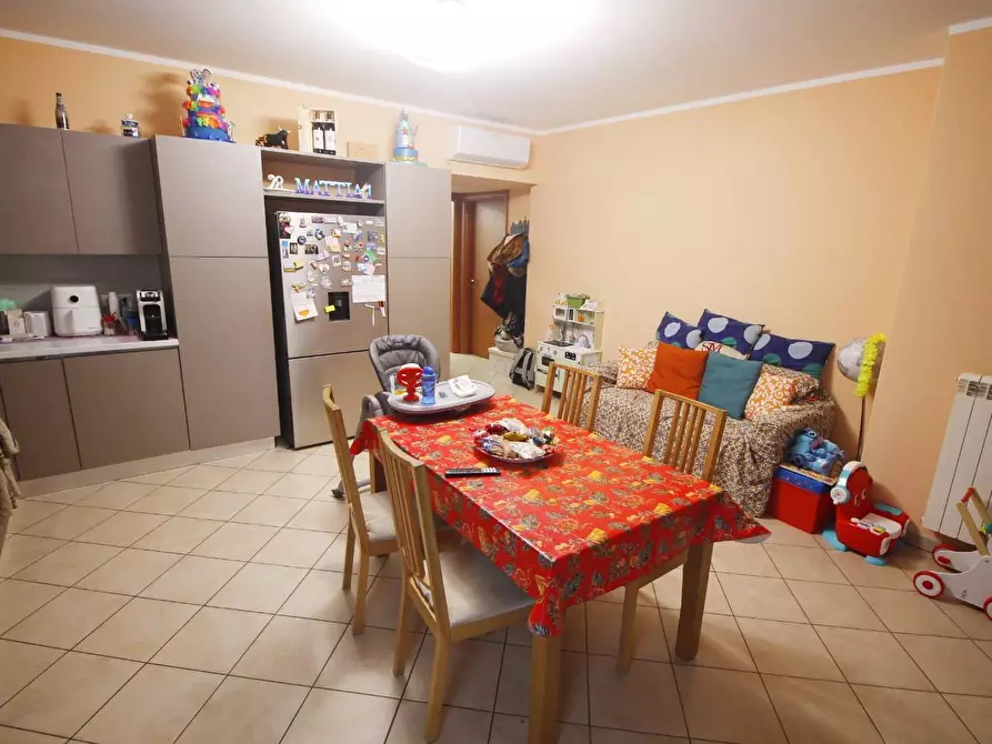 Immagine 5 di Appartamento in vendita  a Capraia E Limite