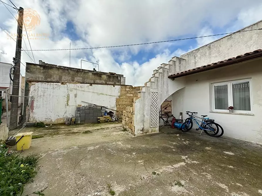 Immagine 35 di Casa indipendente in vendita  a Gagliano Del Capo