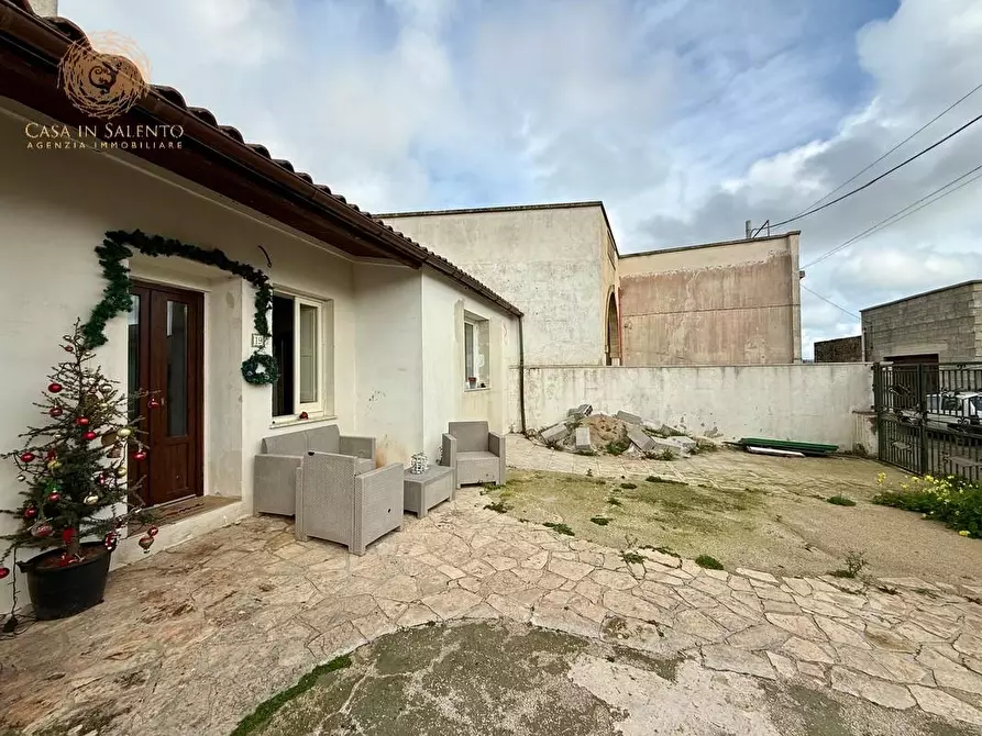 Immagine 13 di Casa indipendente in vendita  a Gagliano Del Capo