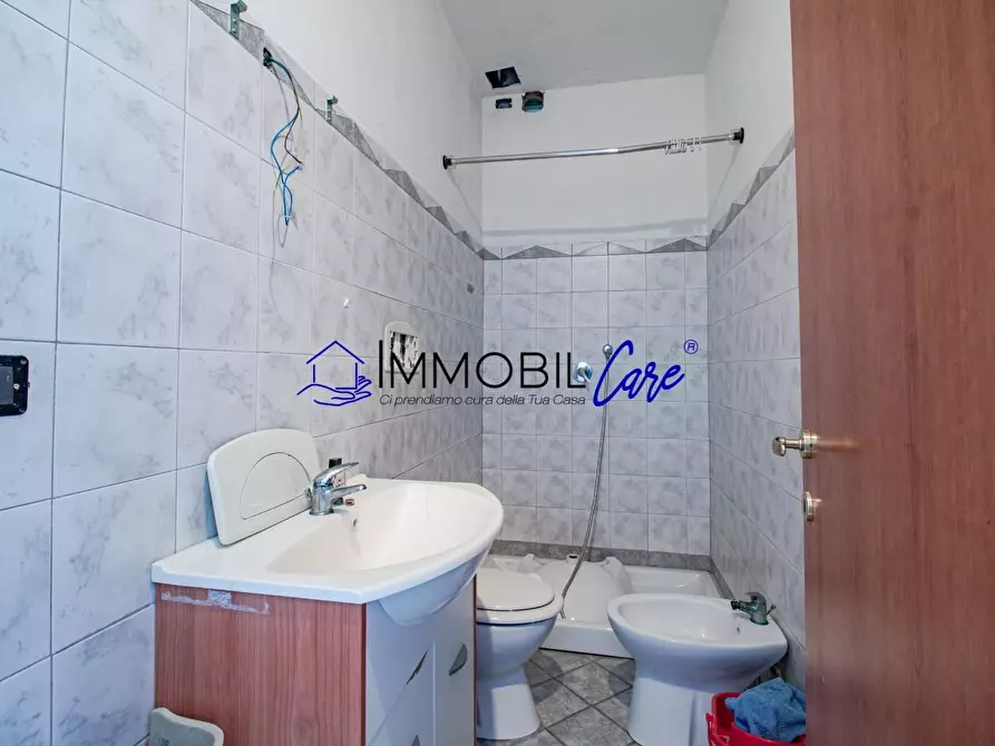 Immagine 12 di Appartamento in vendita  a Livorno