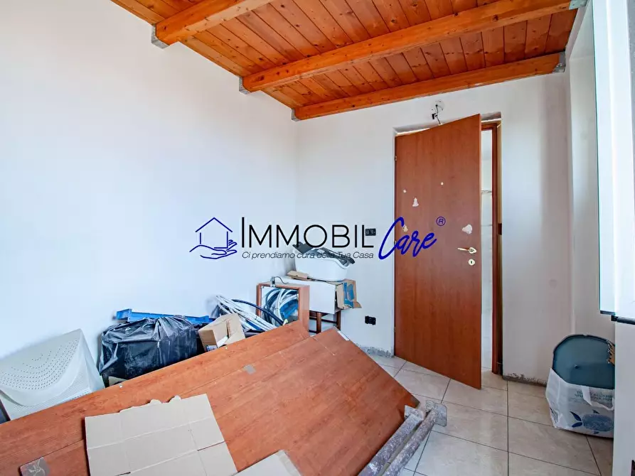 Immagine 10 di Appartamento in vendita  a Livorno