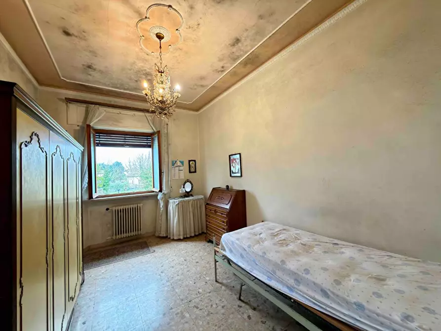 Immagine 15 di Villa in vendita  a Lucca