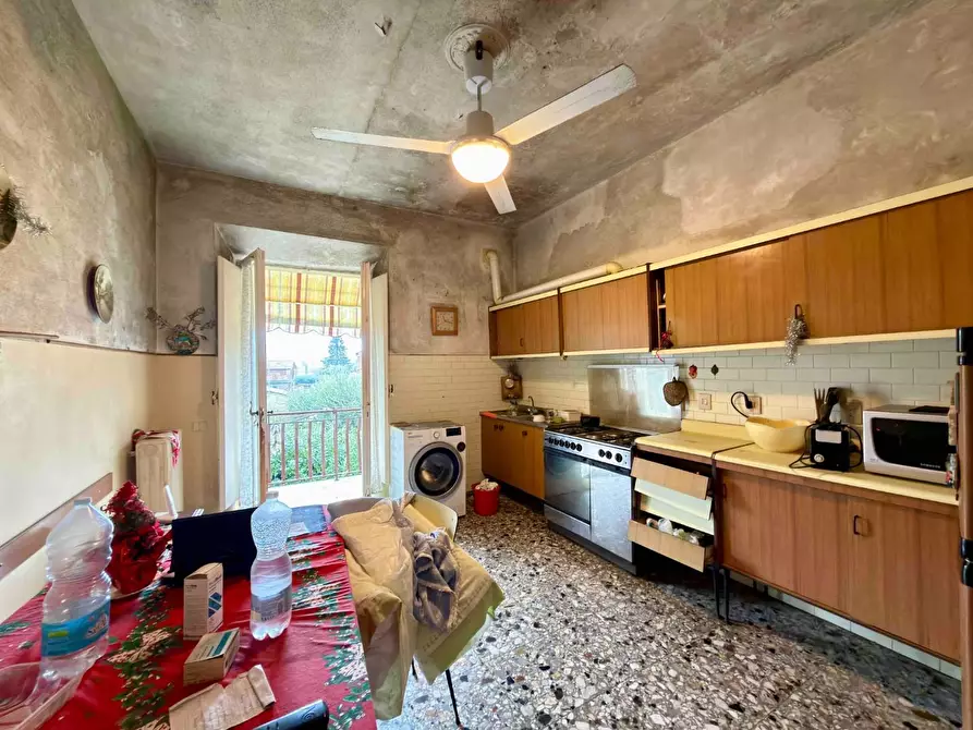 Immagine 9 di Villa in vendita  a Lucca