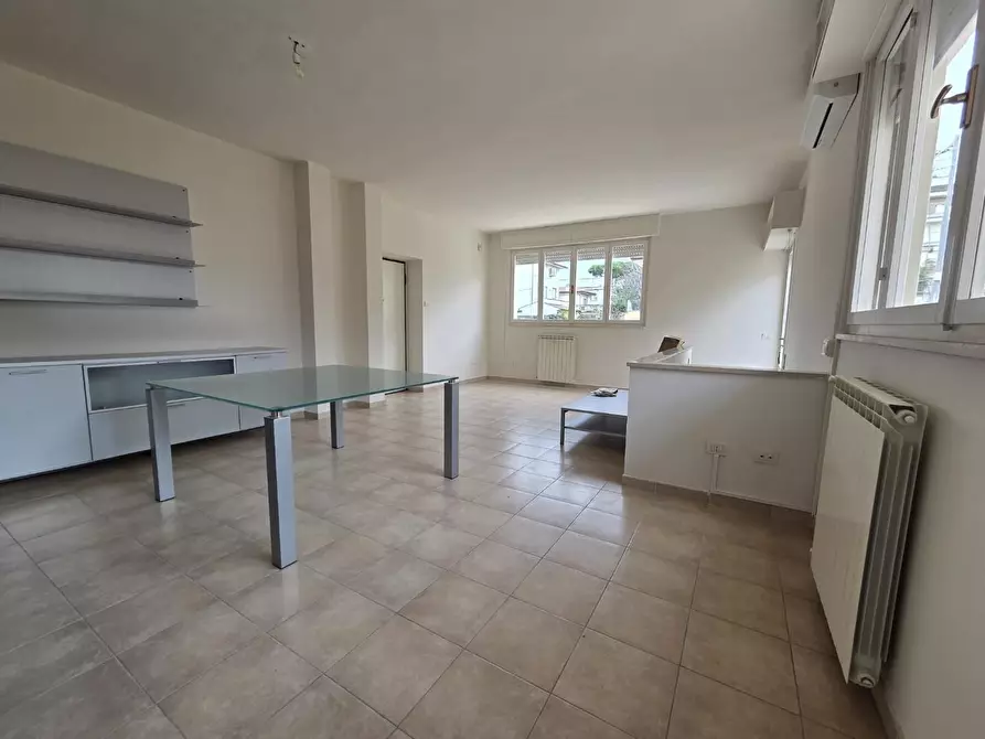 Immagine 36 di Appartamento in vendita  a Camaiore