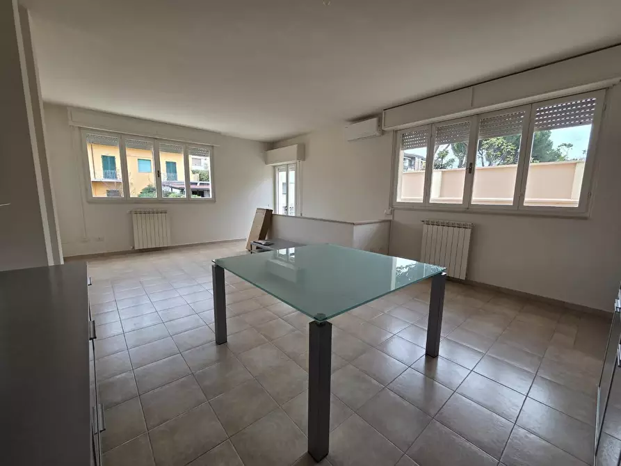 Immagine 31 di Appartamento in vendita  a Camaiore