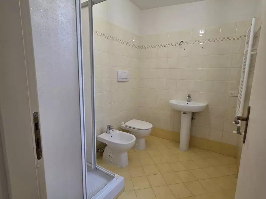 Immagine 12 di Appartamento in vendita  a Camaiore