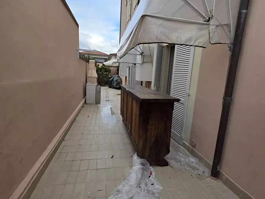 Immagine 24 di Appartamento in vendita  a Camaiore