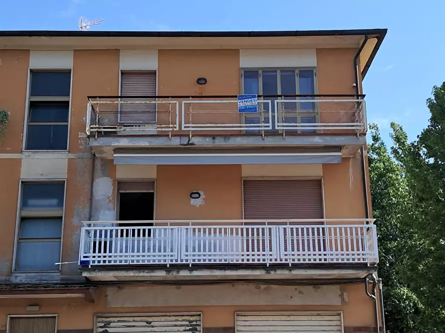 Immagine 2 di Appartamento in vendita  a Buti