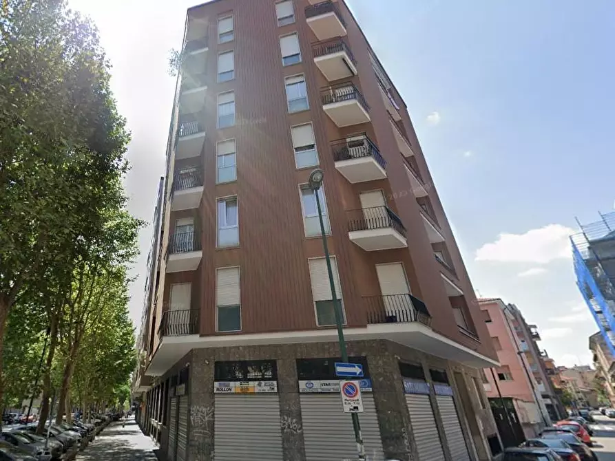 Immagine 1 di Negozio in vendita  a Sesto San Giovanni