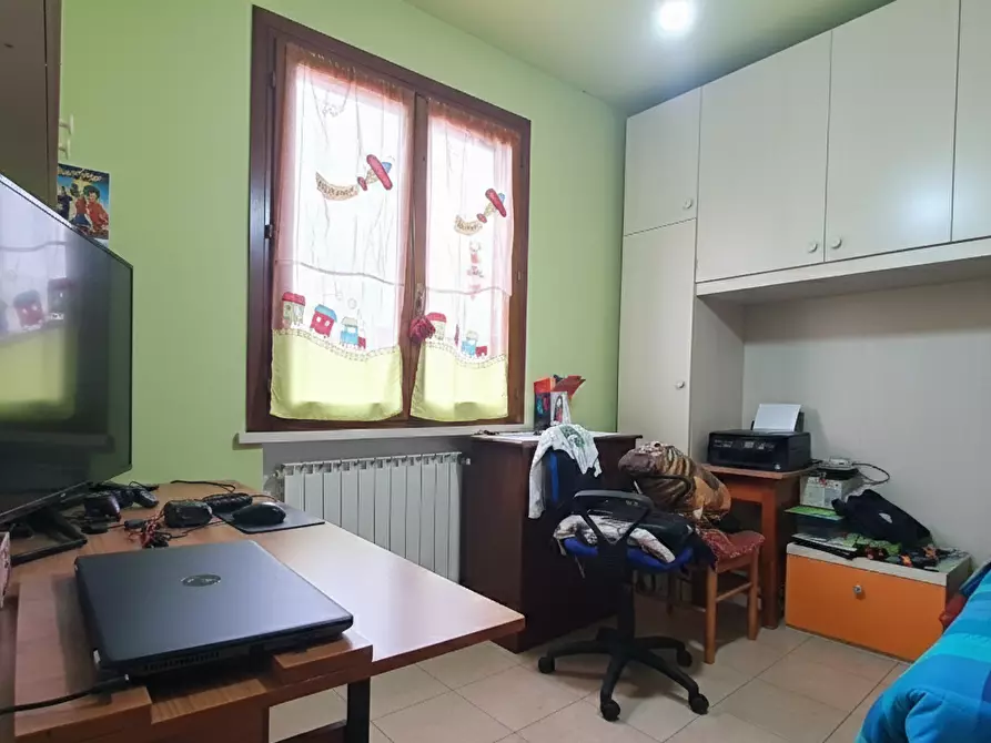 Immagine 6 di Appartamento in vendita  a Fucecchio