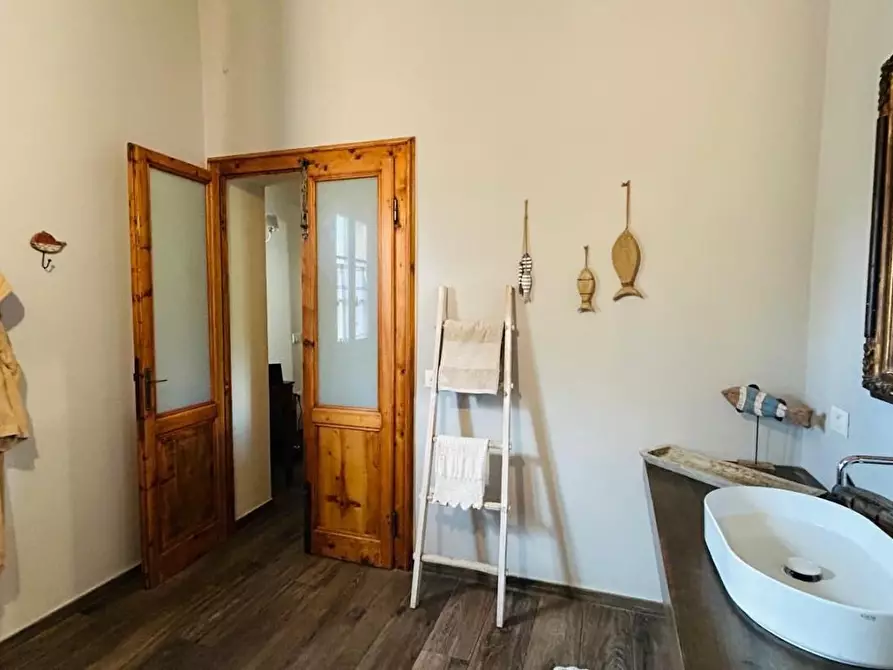 Immagine 39 di Casa semindipendente in vendita  a Cecina