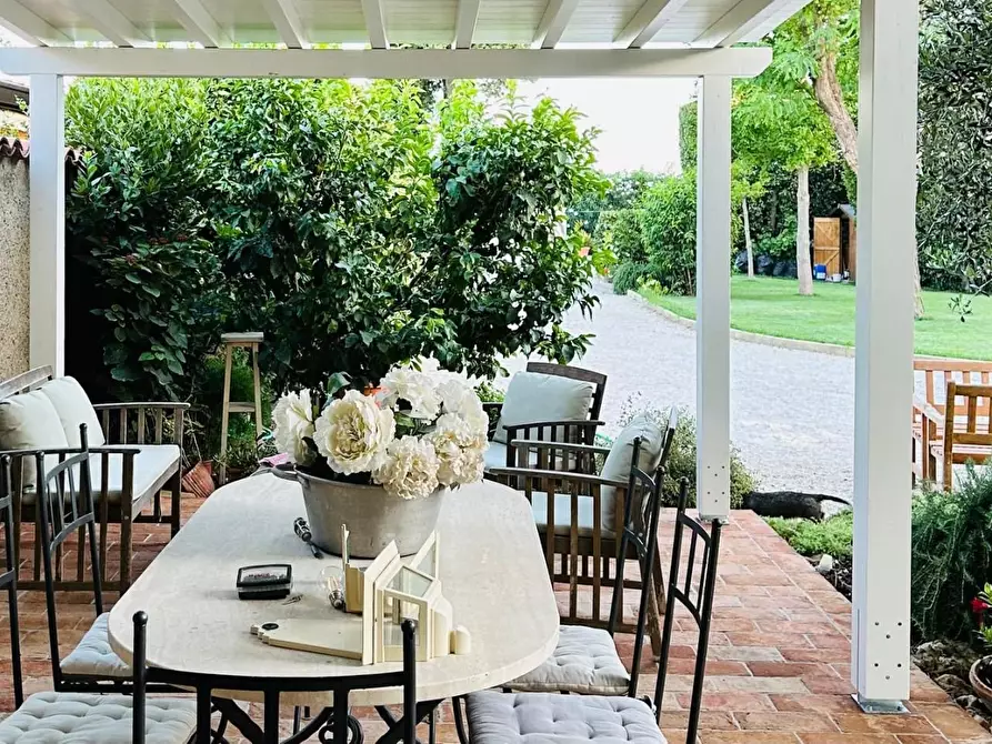 Immagine 2 di Casa semindipendente in vendita  a Cecina