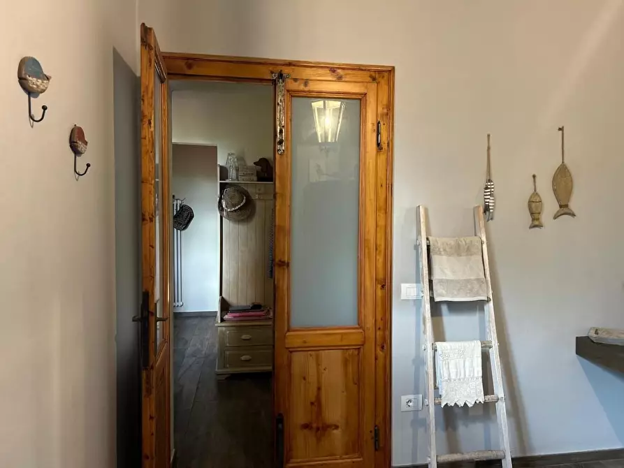 Immagine 13 di Casa semindipendente in vendita  a Cecina