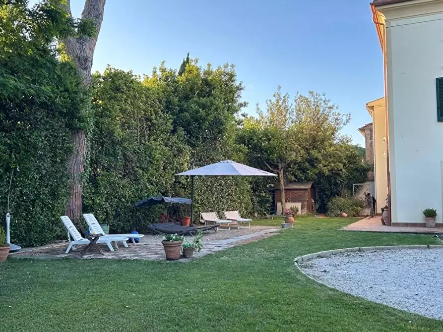 Immagine 7 di Casa semindipendente in vendita  a Cecina