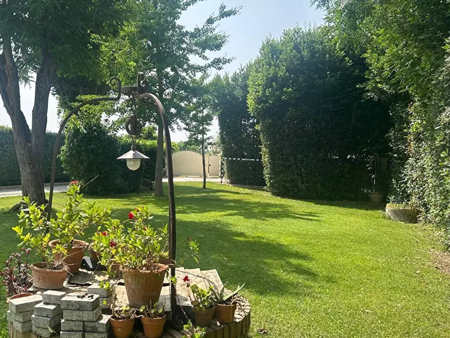 Immagine 63 di Casa semindipendente in vendita  a Cecina