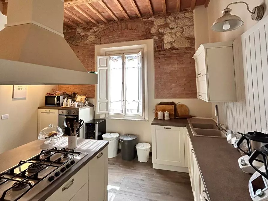 Immagine 50 di Casa semindipendente in vendita  a Cecina