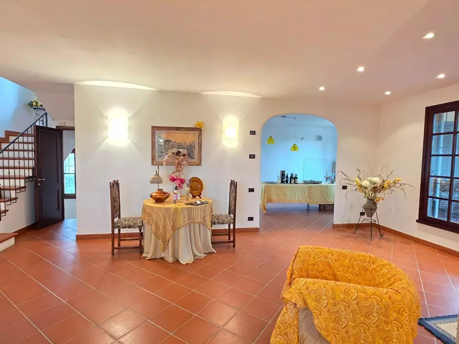 Immagine 8 di Villa in vendita  a Cerreto Guidi