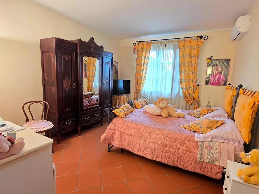 Immagine 17 di Villa in vendita  a Cerreto Guidi