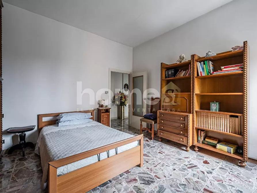 Immagine 11 di Appartamento in vendita  a Bologna