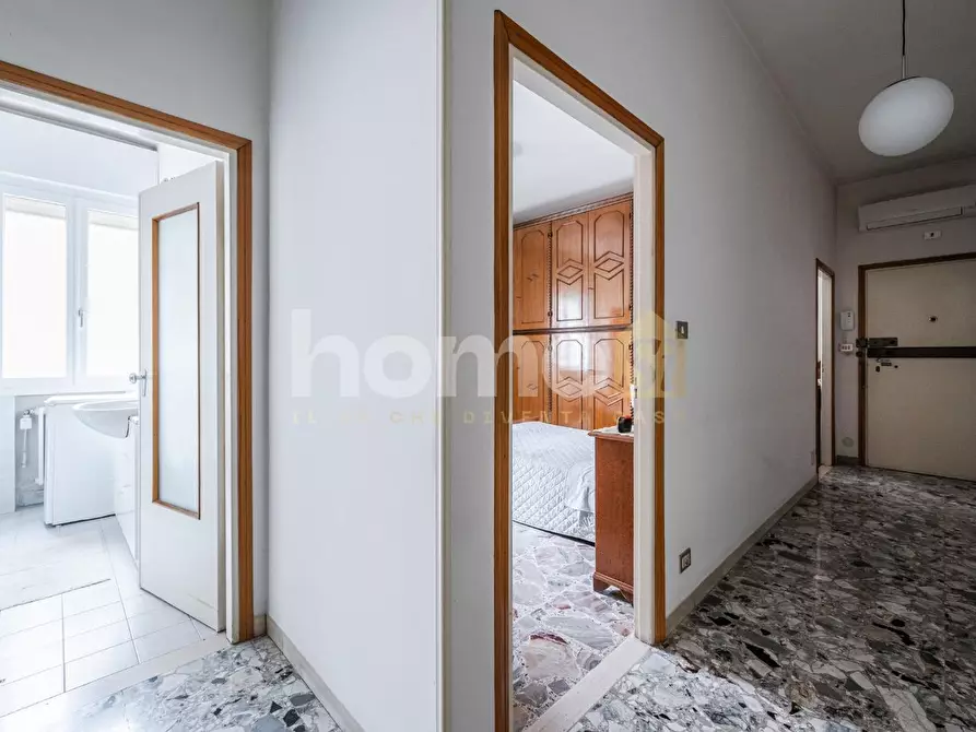 Immagine 6 di Appartamento in vendita  a Bologna