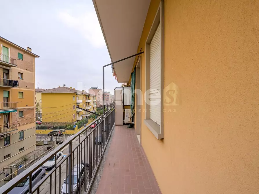 Immagine 26 di Appartamento in vendita  a Bologna