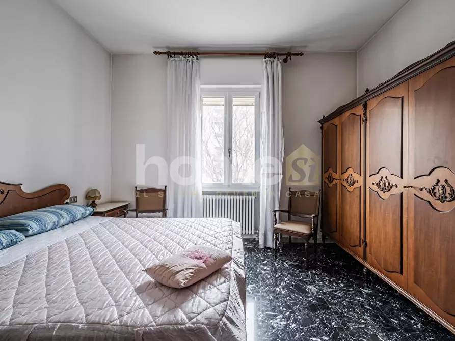 Immagine 17 di Appartamento in vendita  a Bologna