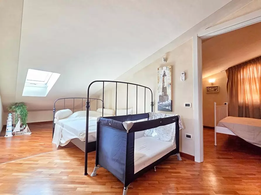 Immagine 31 di Appartamento in vendita  a Massa