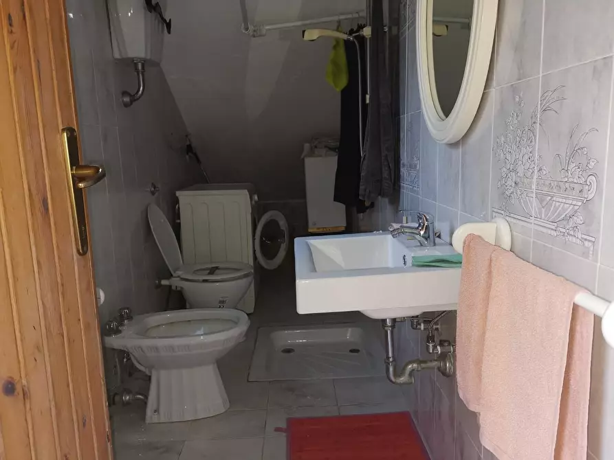 Immagine 10 di Casa semindipendente in vendita  a Buti