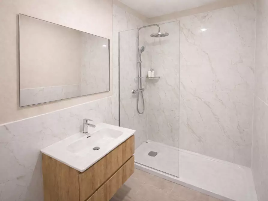 Immagine 6 di Appartamento in vendita  a Pontedera