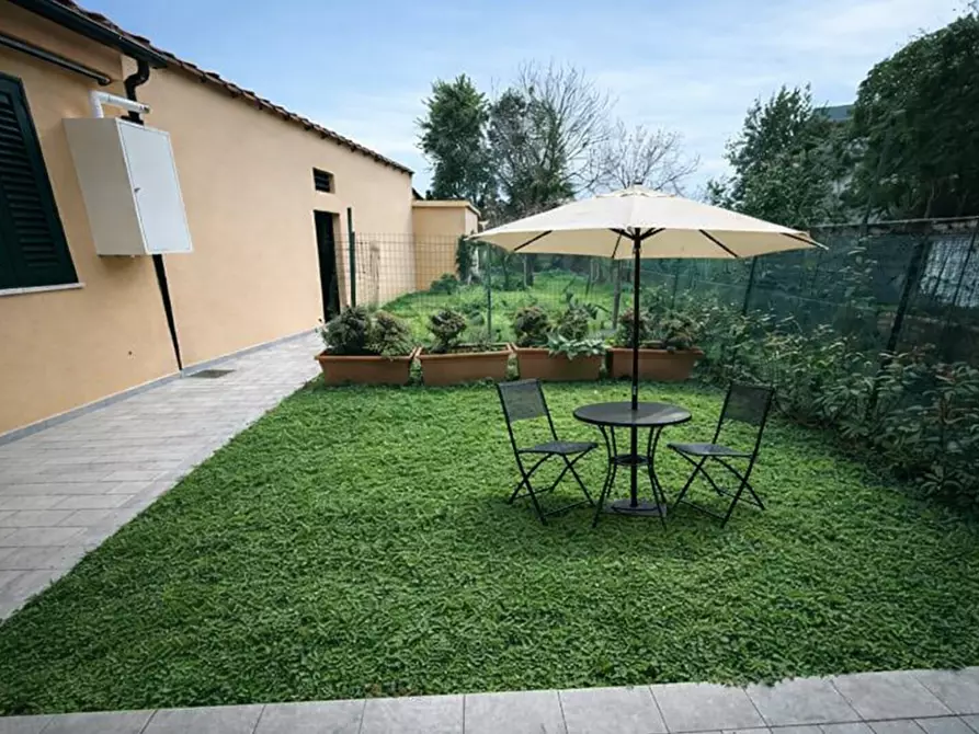 Immagine 2 di Appartamento in vendita  a Pontedera