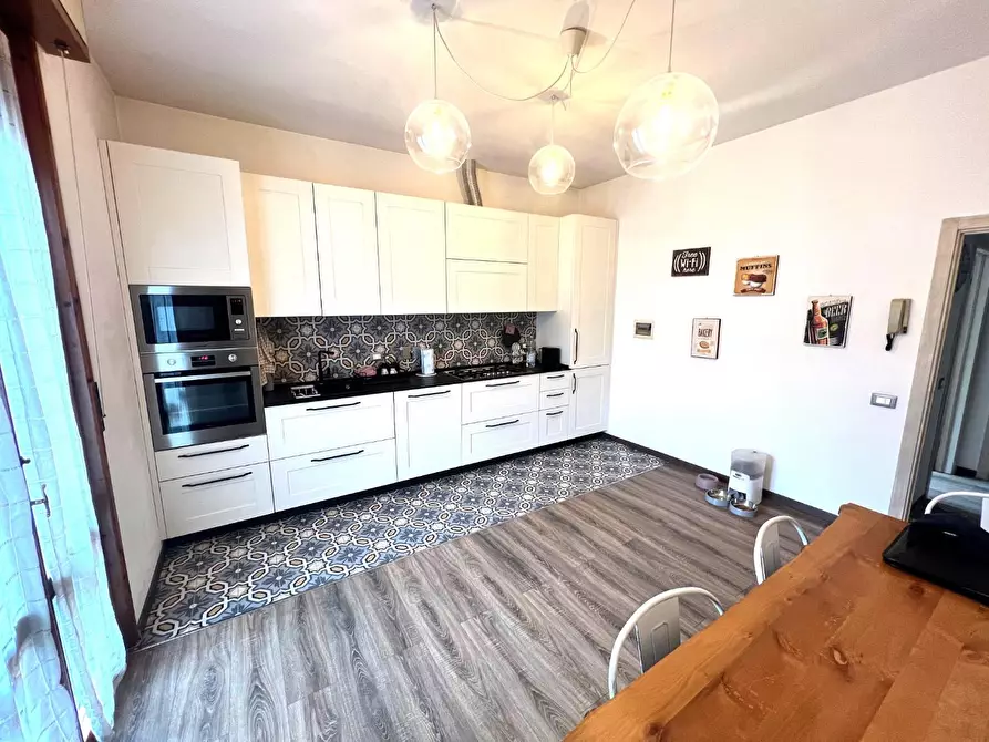 Immagine 8 di Appartamento in vendita  a Montelupo Fiorentino