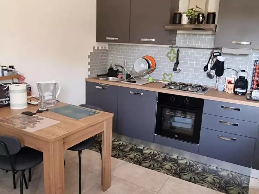 Immagine 2 di Appartamento in vendita  a Pontedera