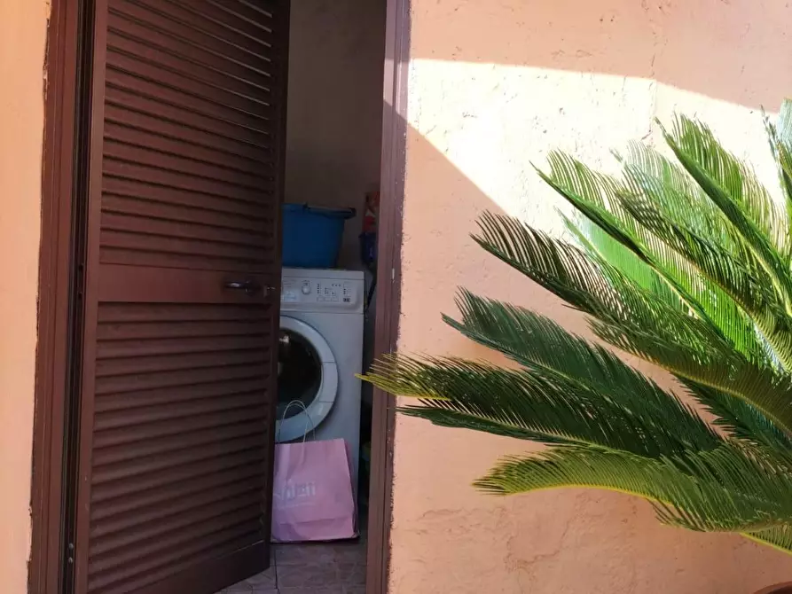 Immagine 11 di Casa semindipendente in vendita  a Carrara