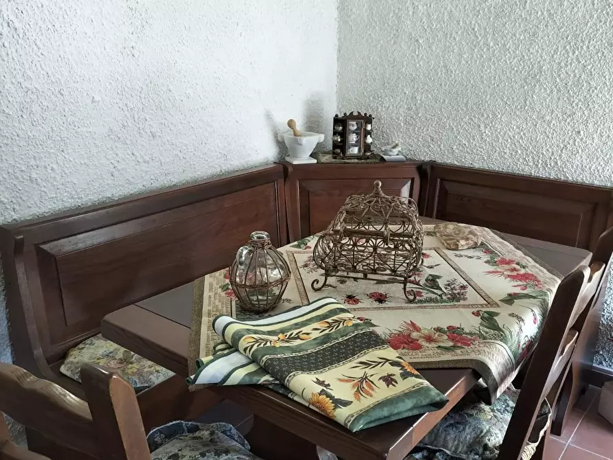 Immagine 13 di Casa semindipendente in vendita  a Carrara