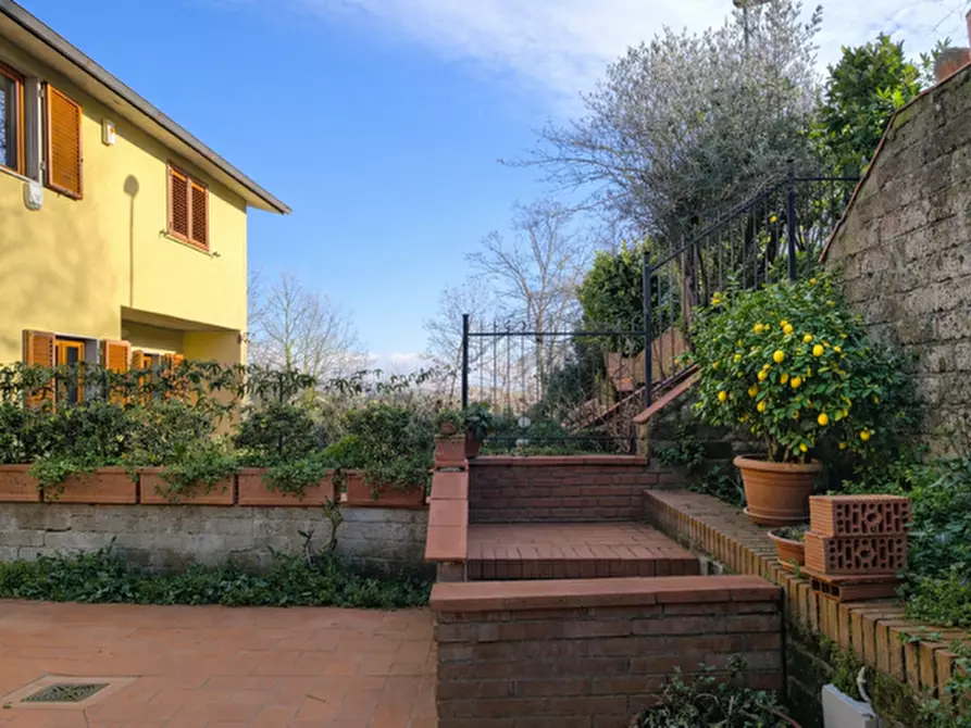 Immagine 8 di Casa bifamiliare in vendita  a Castelnuovo Berardenga