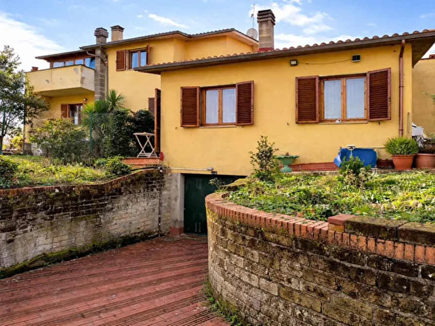 Immagine 4 di Casa bifamiliare in vendita  a Castelnuovo Berardenga