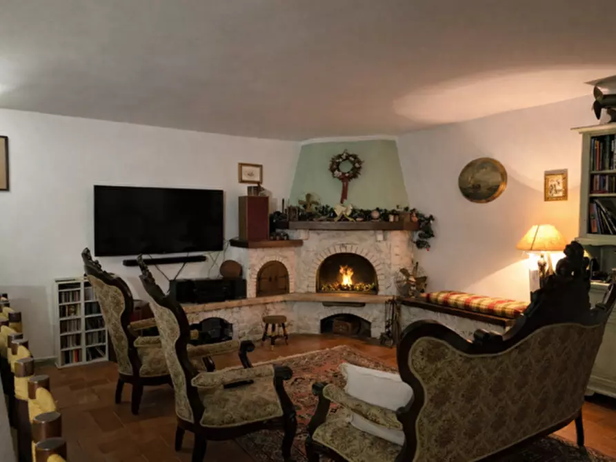 Immagine 11 di Casa bifamiliare in vendita  a Castelnuovo Berardenga