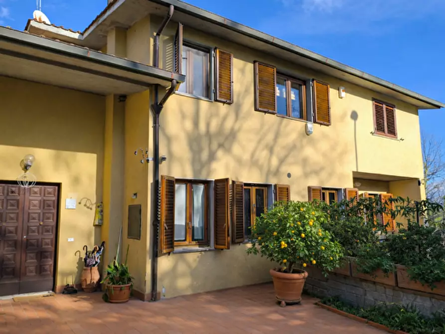 Immagine 9 di Casa bifamiliare in vendita  a Castelnuovo Berardenga