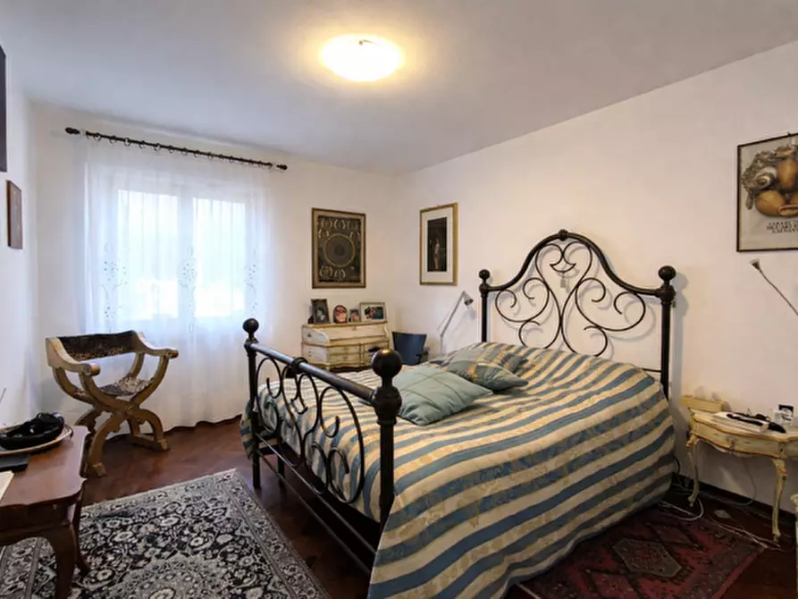 Immagine 19 di Casa bifamiliare in vendita  a Castelnuovo Berardenga