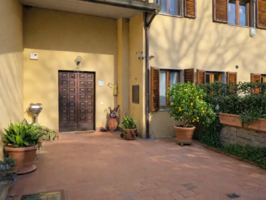 Immagine 10 di Casa bifamiliare in vendita  a Castelnuovo Berardenga