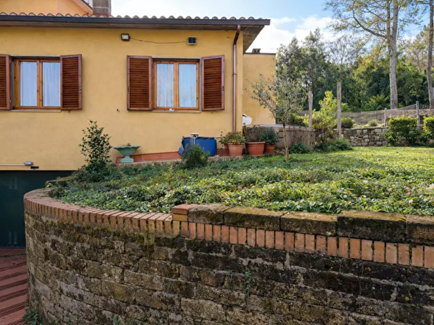 Immagine 3 di Casa bifamiliare in vendita  a Castelnuovo Berardenga